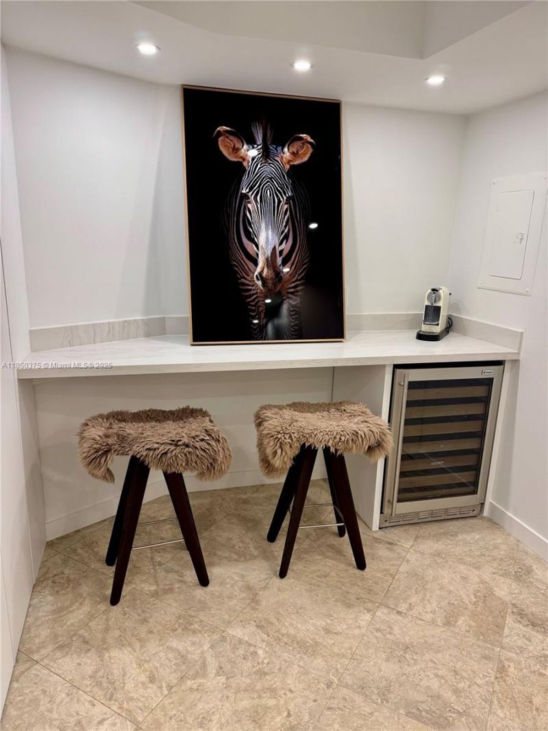 1111 Crandon Blvd, Unit A404, Key Biscayne, FL 33149 Photo