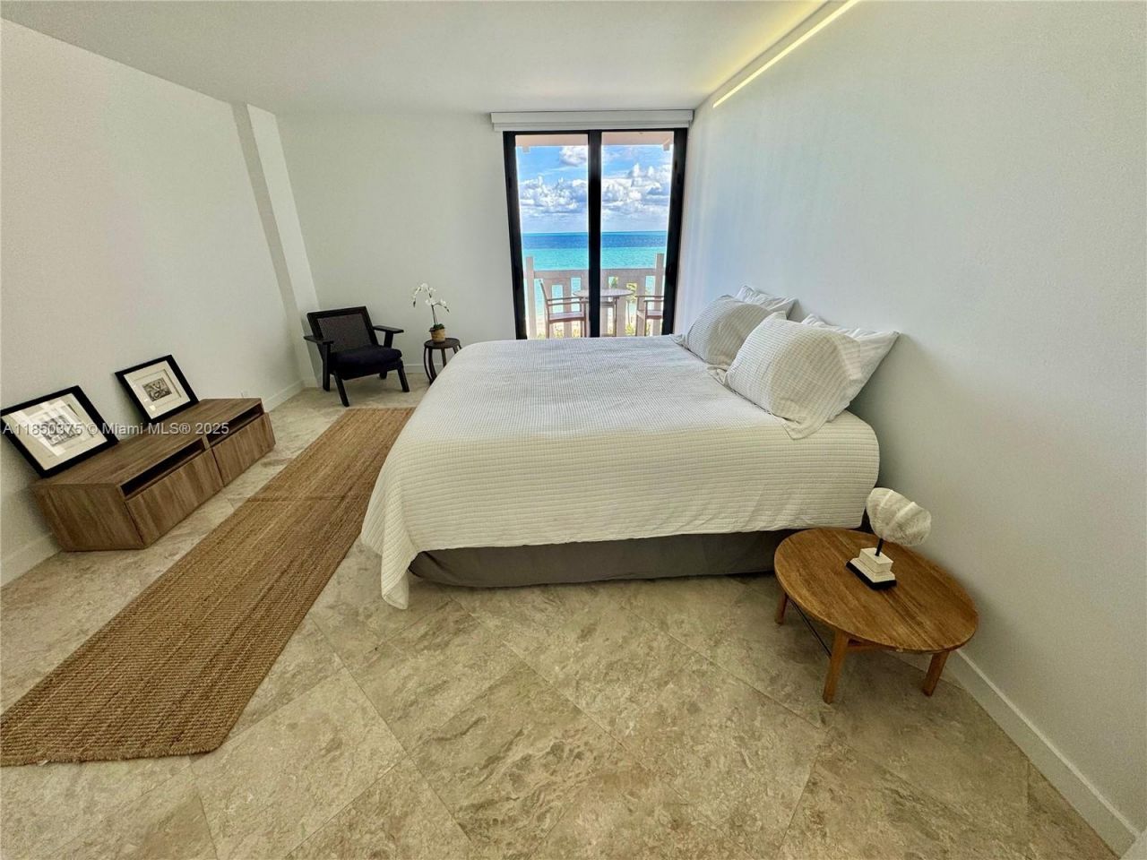 1111 Crandon Blvd, Unit A404, Key Biscayne, FL 33149 Photo