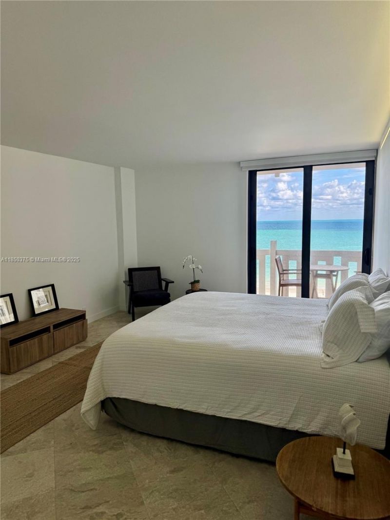 1111 Crandon Blvd, Unit A404, Key Biscayne, FL 33149 Photo