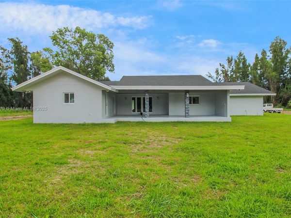 14450 SW 188th St, Miami, FL 33177