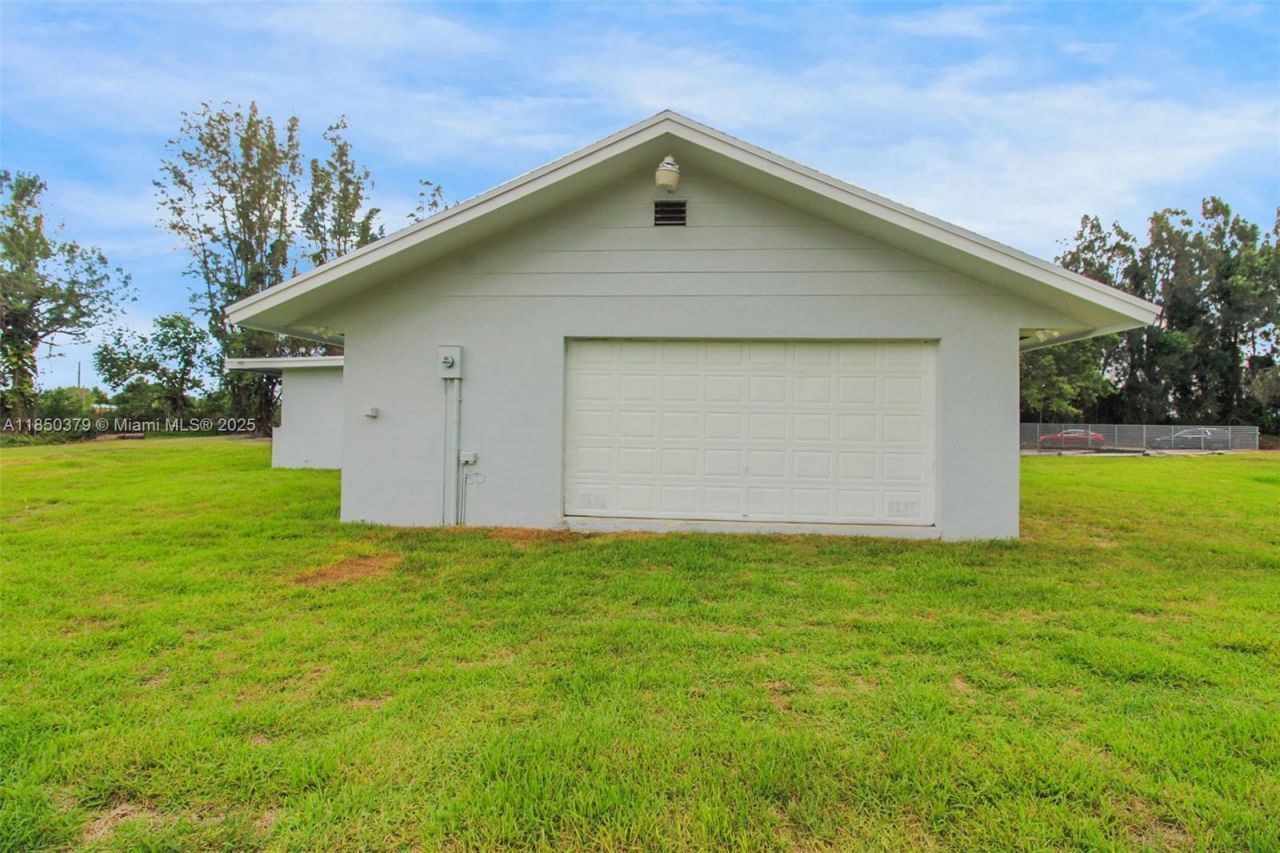 14450 SW 188th St, Miami, FL 33177 Photo