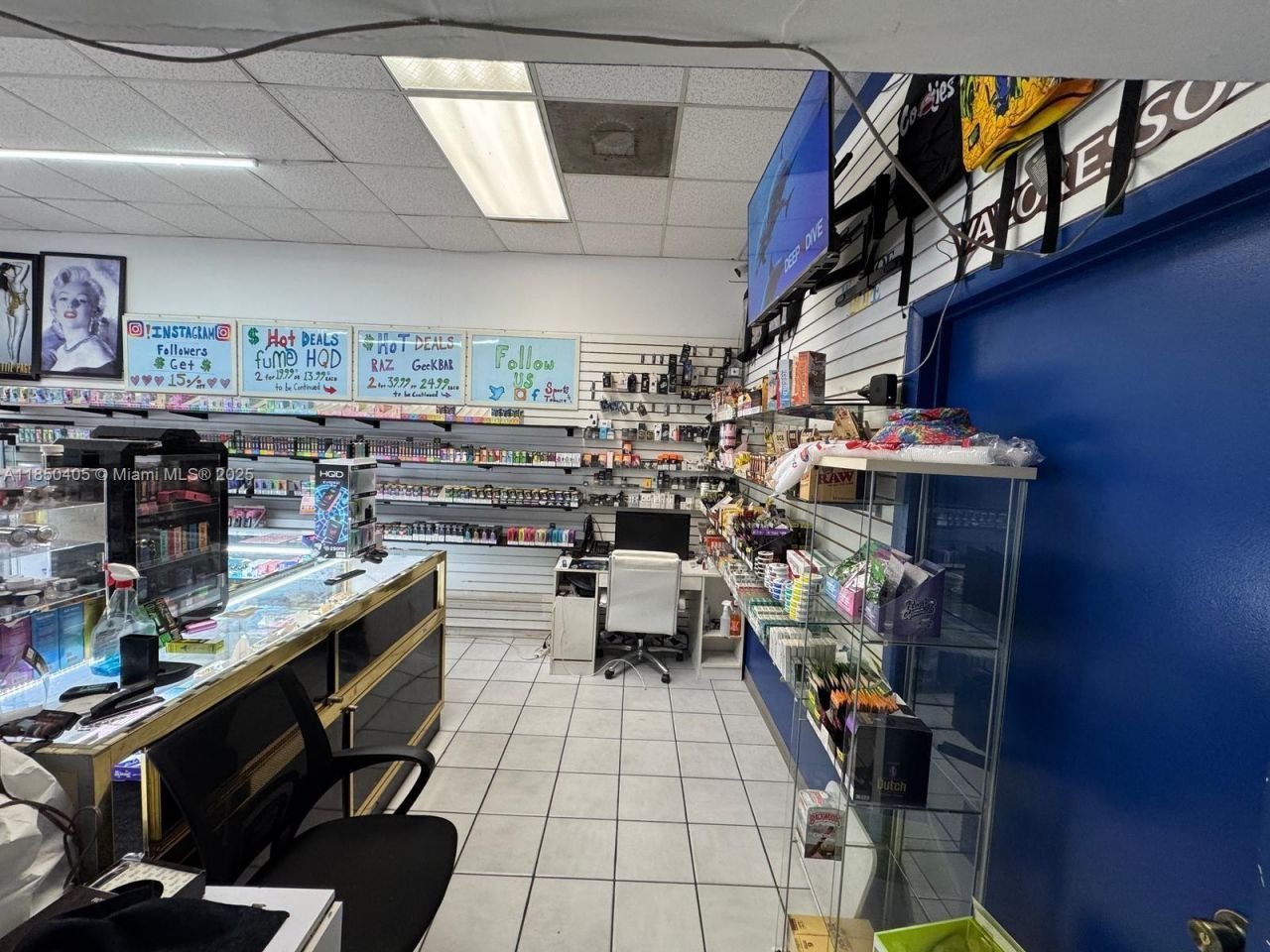 Smoke Shop For Sale Prime Doral Location, Doral, FL 33172 Photo