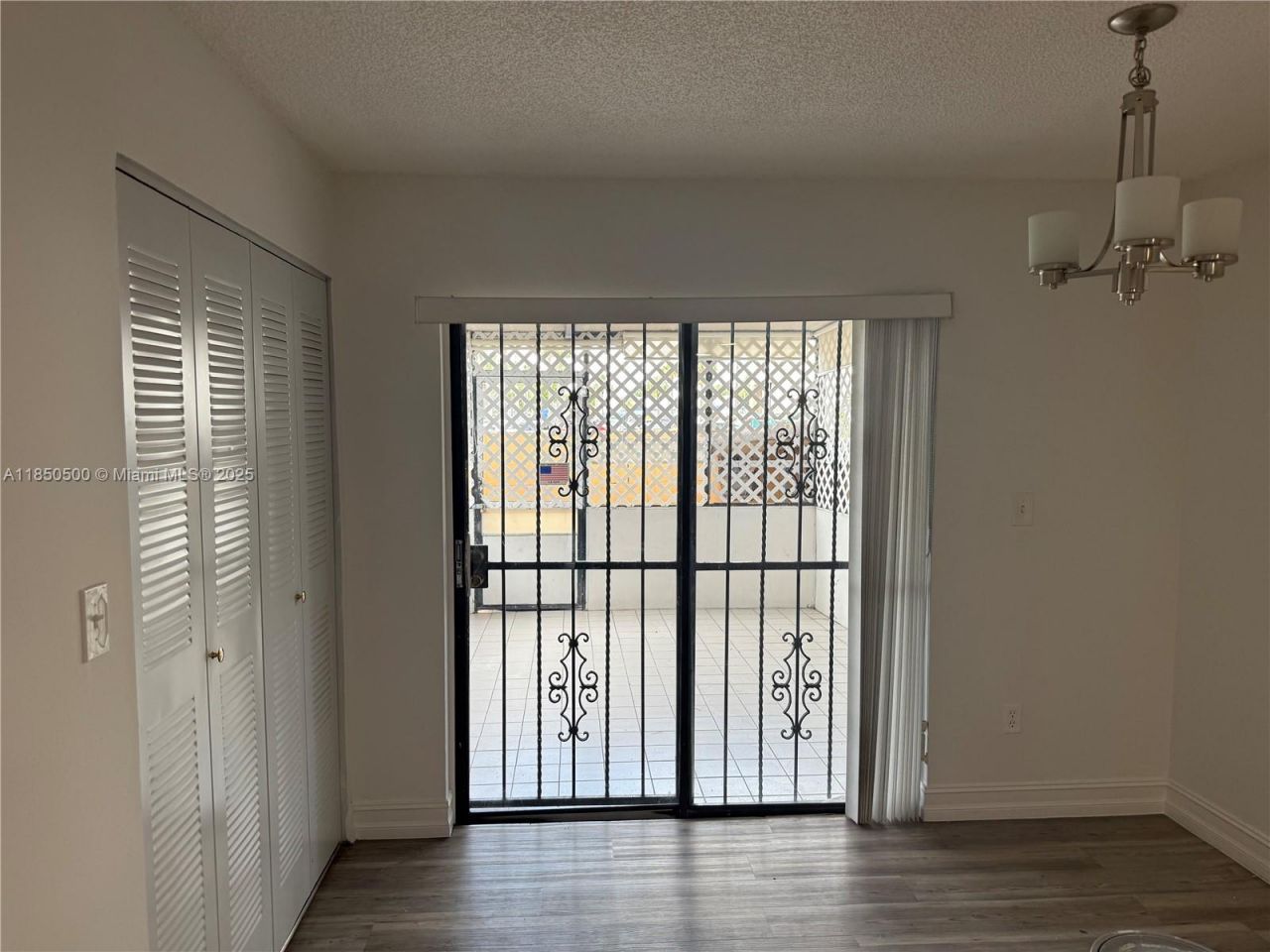 2289 W 52nd St, Unit 2-3, Hialeah, FL 33016 Photo