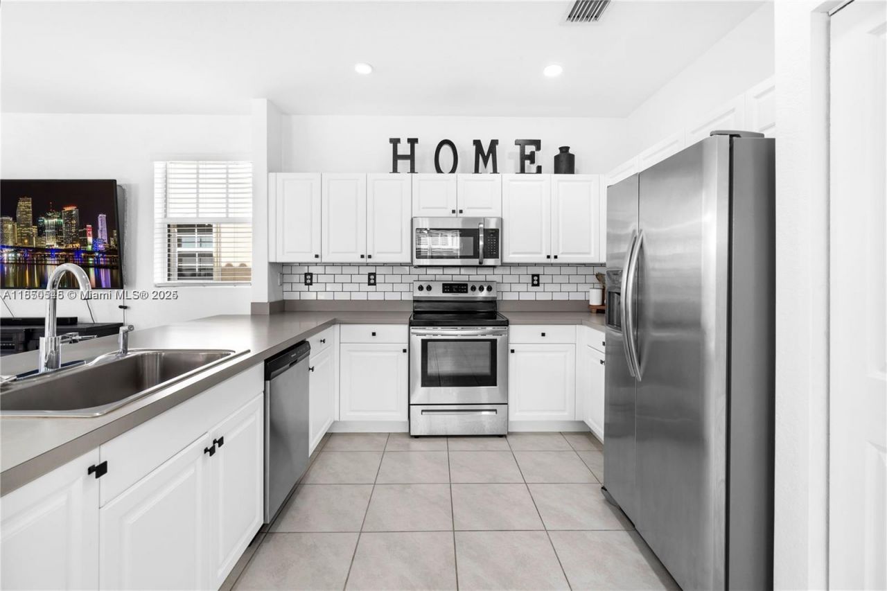 11732 SW 243rd St, Homestead, FL 33032 Photo