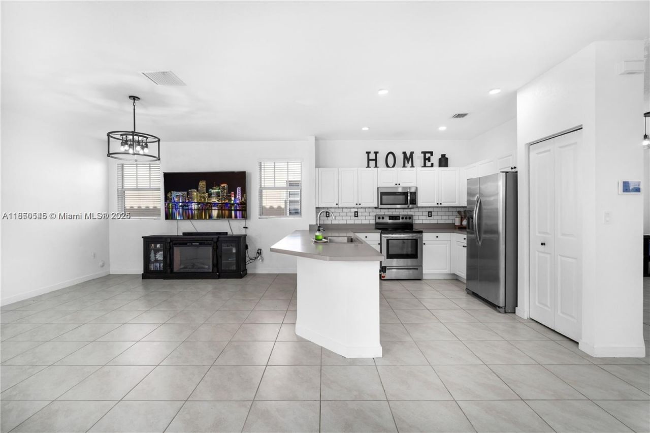 11732 SW 243rd St, Homestead, FL 33032 Photo