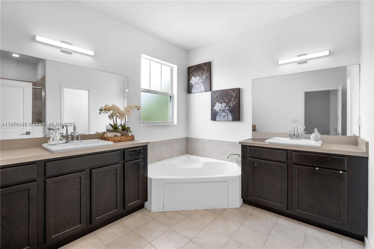 11732 SW 243rd St, Homestead, FL 33032 Photo