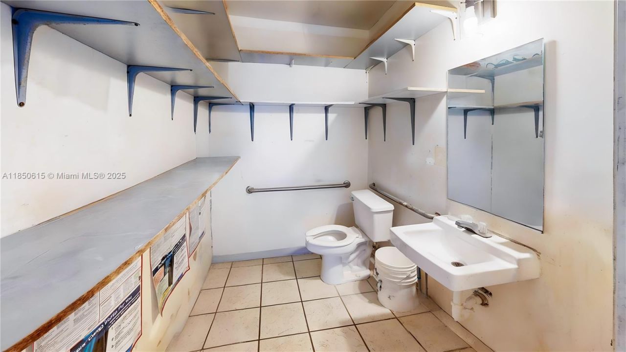 27330 S Dixie Hwy, Homestead, FL 33032 Photo