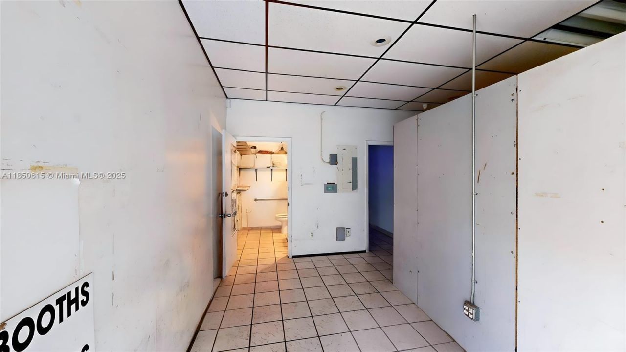 27330 S Dixie Hwy, Homestead, FL 33032 Photo