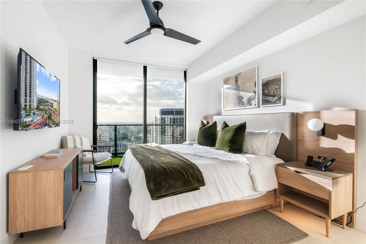 601 NE 1 Ave, Unit 3604, Miami, FL 33132 Photo