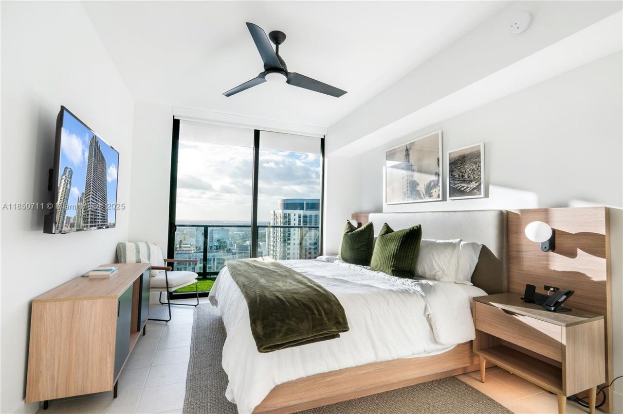 601 NE 1 Ave, Unit 3604, Miami, FL 33132 Photo