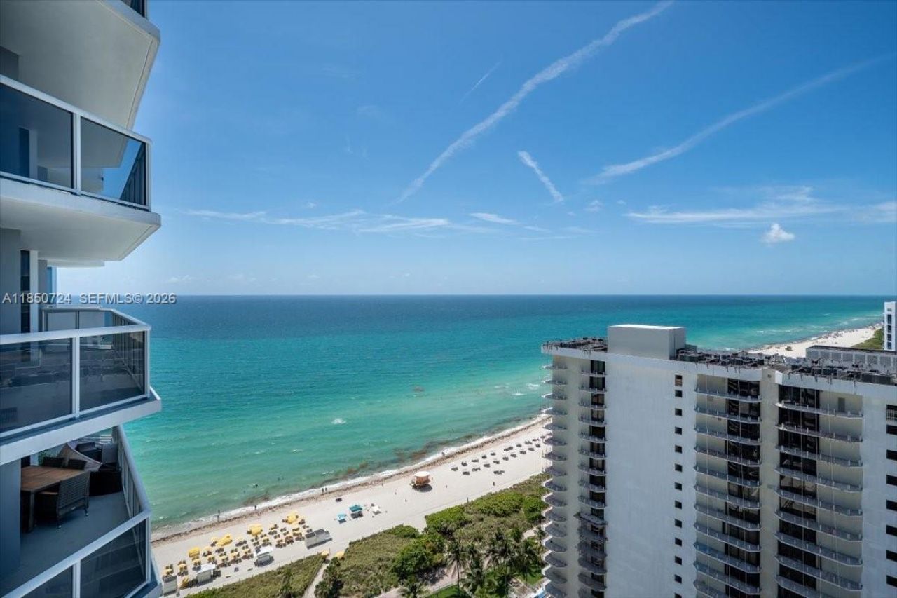 6301 Collins Ave, Unit 2705, Miami Beach, FL 33141 Photo