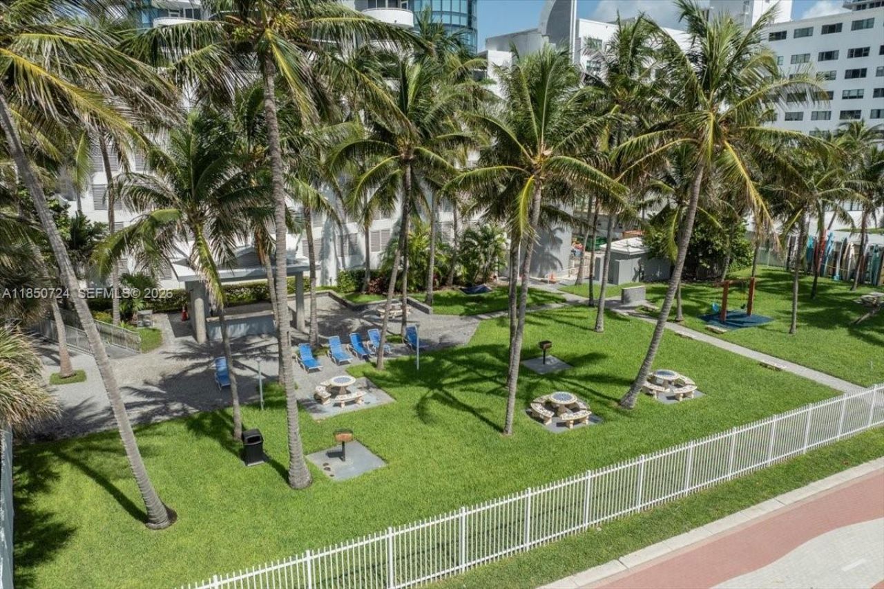 6301 Collins Ave, Unit 2705, Miami Beach, FL 33141 Photo