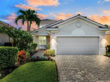 9226 Astonia WAY, ESTERO, FL 33967