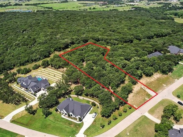 541 Bonnards Peak Road, Burleson, TX 76028