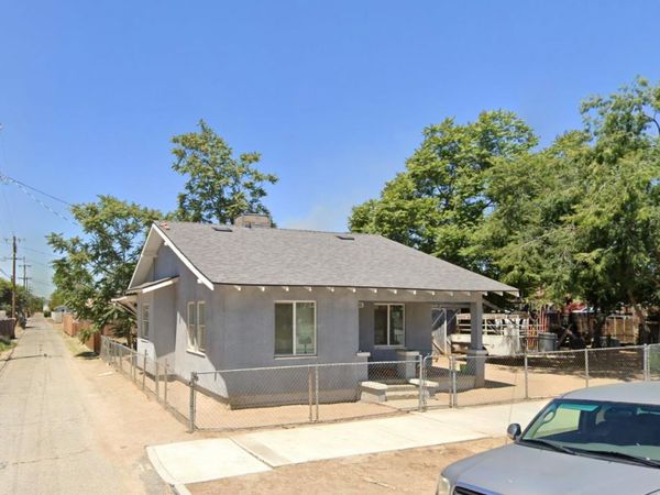 531 Flower Street, Bakersfield, CA 93305