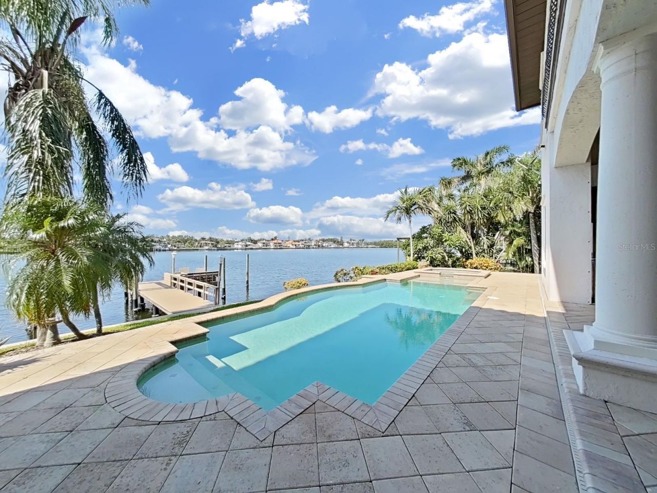 1097 Eden Isle Drive Ne, Saint Petersburg, FL 33704 Photo