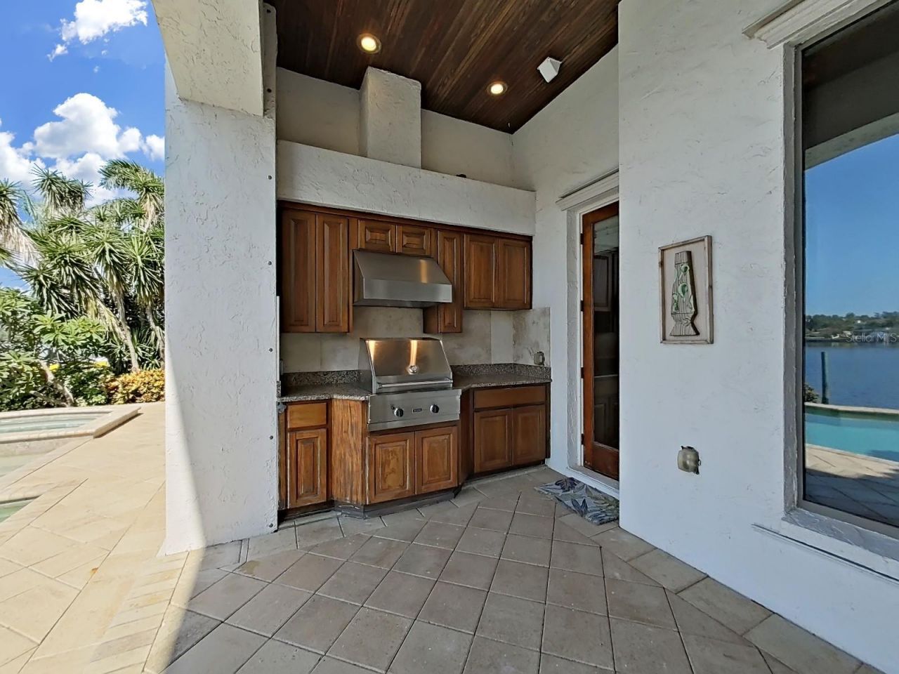 1097 Eden Isle Drive Ne, Saint Petersburg, FL 33704 Photo