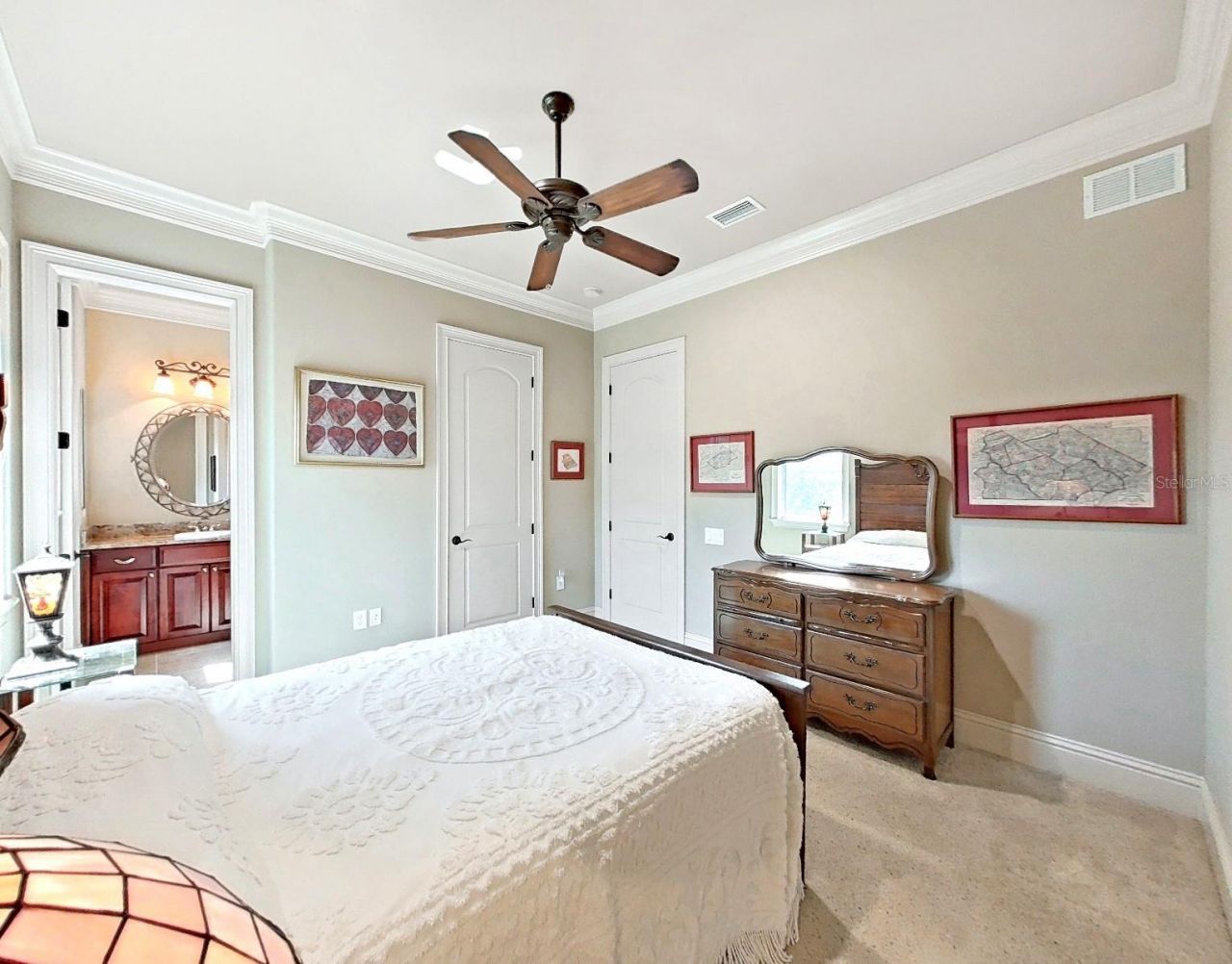 1097 Eden Isle Drive Ne, Saint Petersburg, FL 33704 Photo