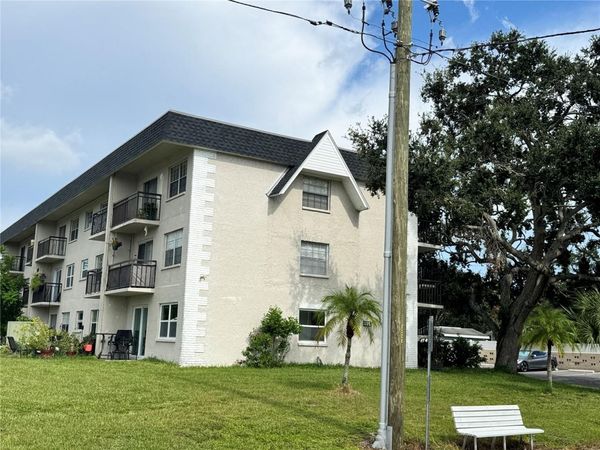 1185 58TH STREET N, ST PETERSBURG, FL 33710