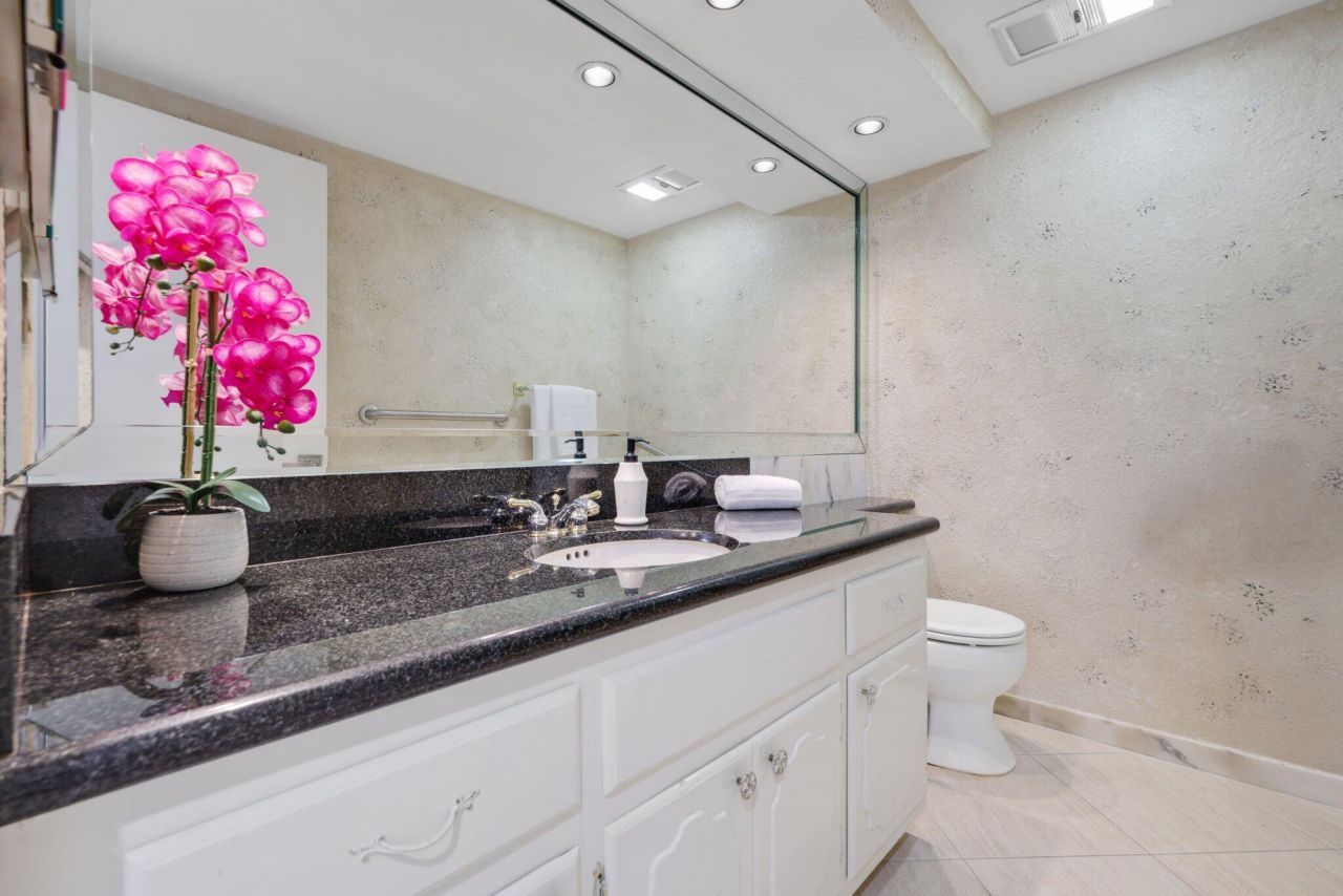 700 S Ocean Boulevard, Unit 1202, Boca Raton, FL 33432 Photo