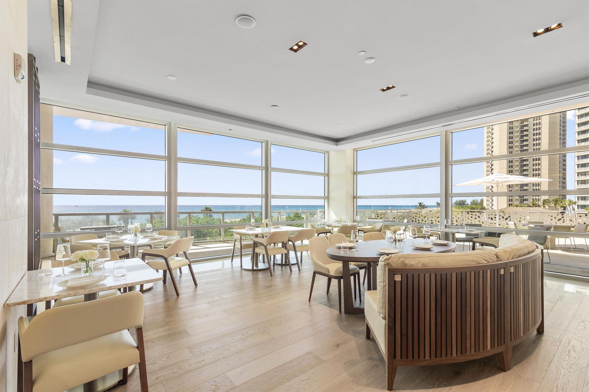 3100 N Ocean Drive, Unit H-1710, Singer Island, FL 33404 Photo