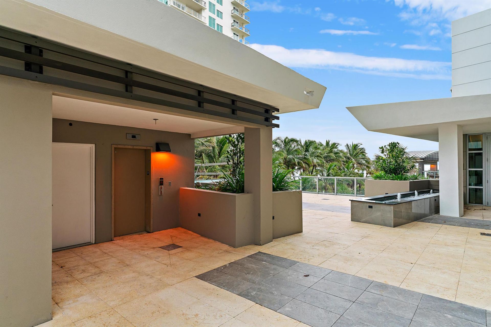 3100 N Ocean Drive, Unit H-1710, Singer Island, FL 33404 Photo