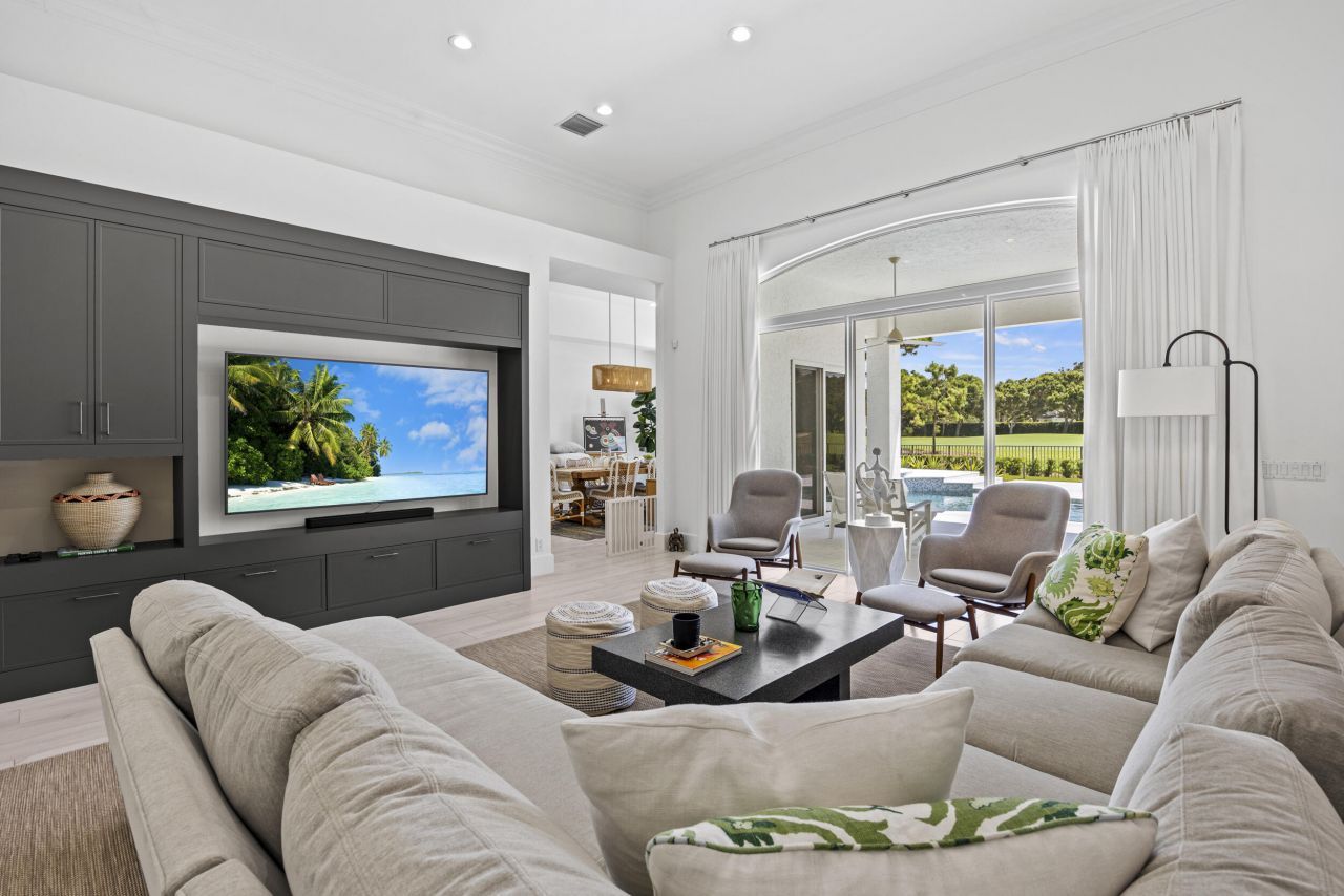 118 N Village Way, Jupiter, FL 33458 Photo