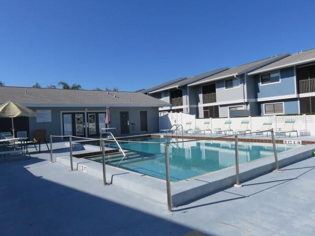 6033 34th Street W, Unit 111, Bradenton, FL 34210 Photo