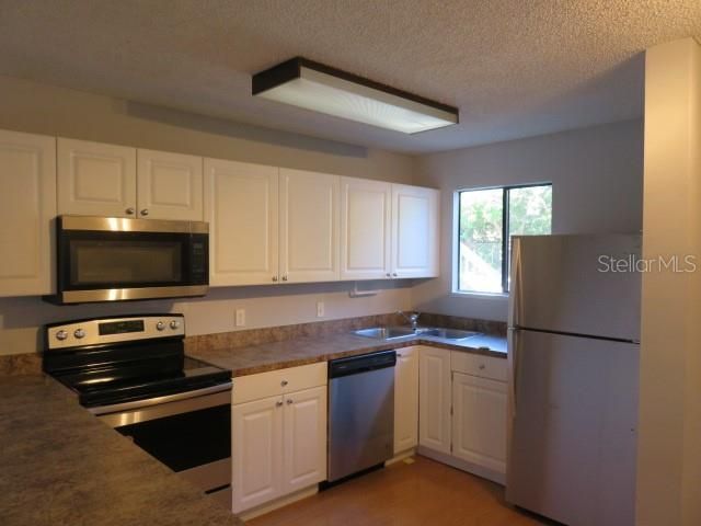 6033 34th Street W, Unit 111, Bradenton, FL 34210 Photo