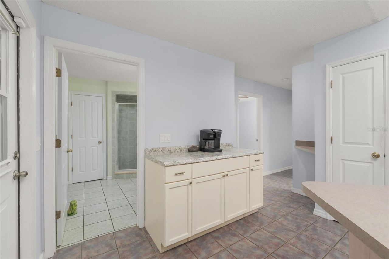 1251 Cr 436, Lake Panasoffkee, FL 33538 Photo