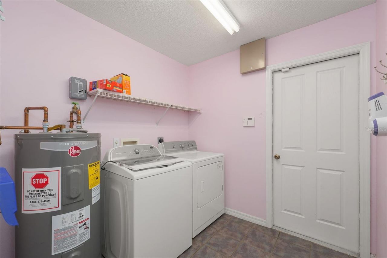 1251 Cr 436, Lake Panasoffkee, FL 33538 Photo