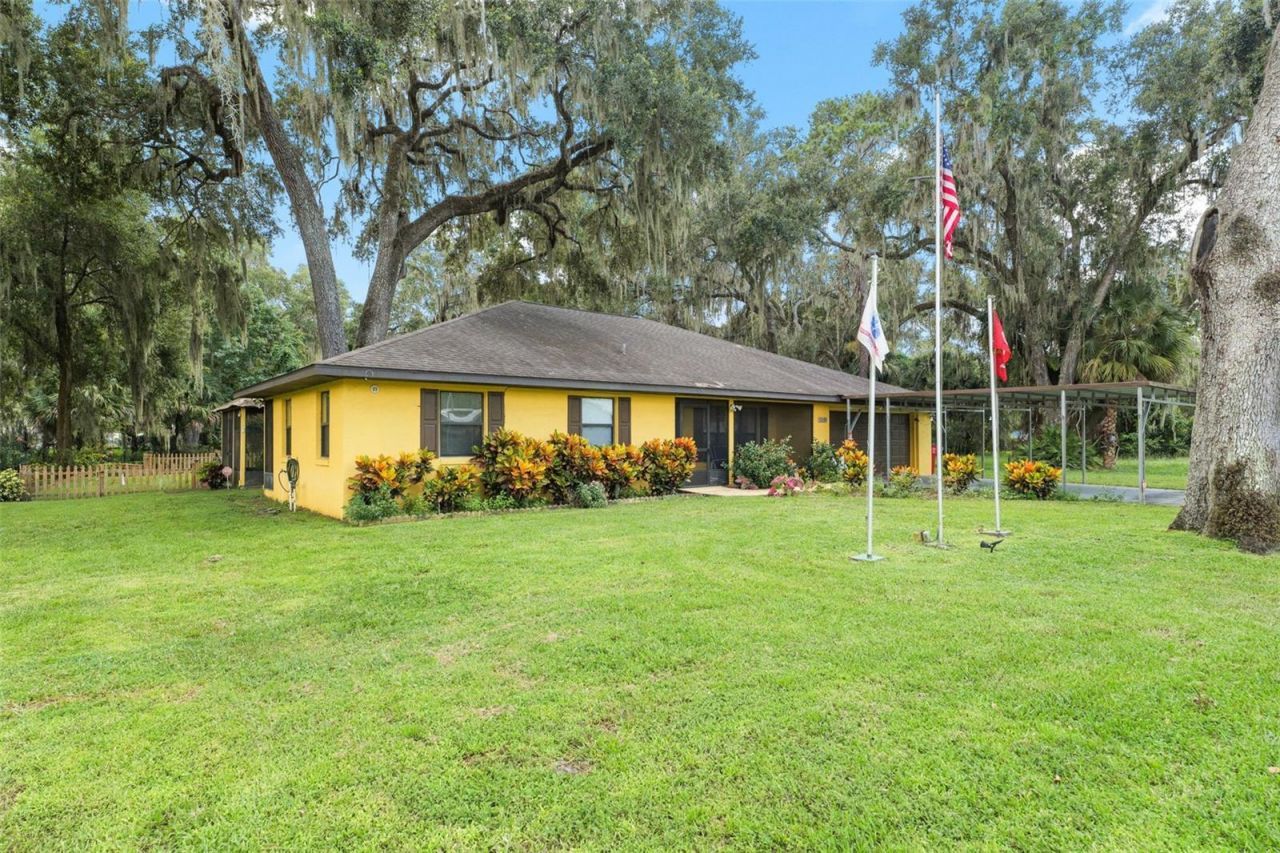 1251 Cr 436, Lake Panasoffkee, FL 33538 Photo