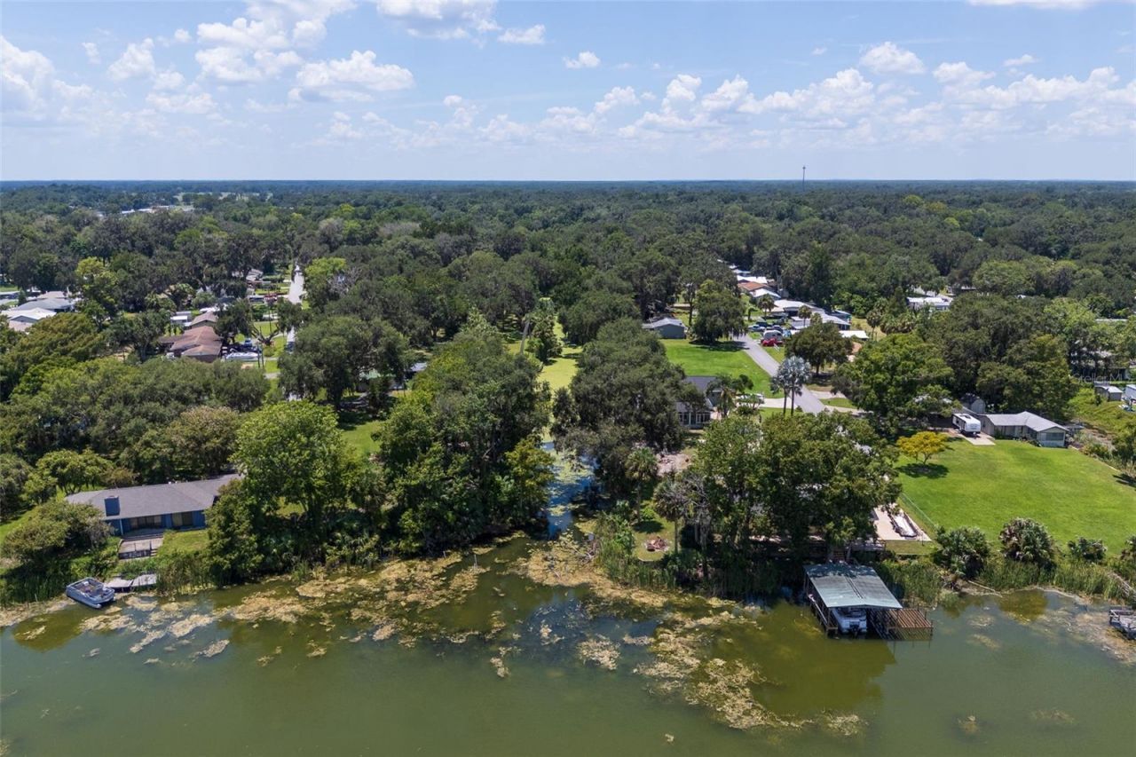 1251 Cr 436, Lake Panasoffkee, FL 33538 Photo