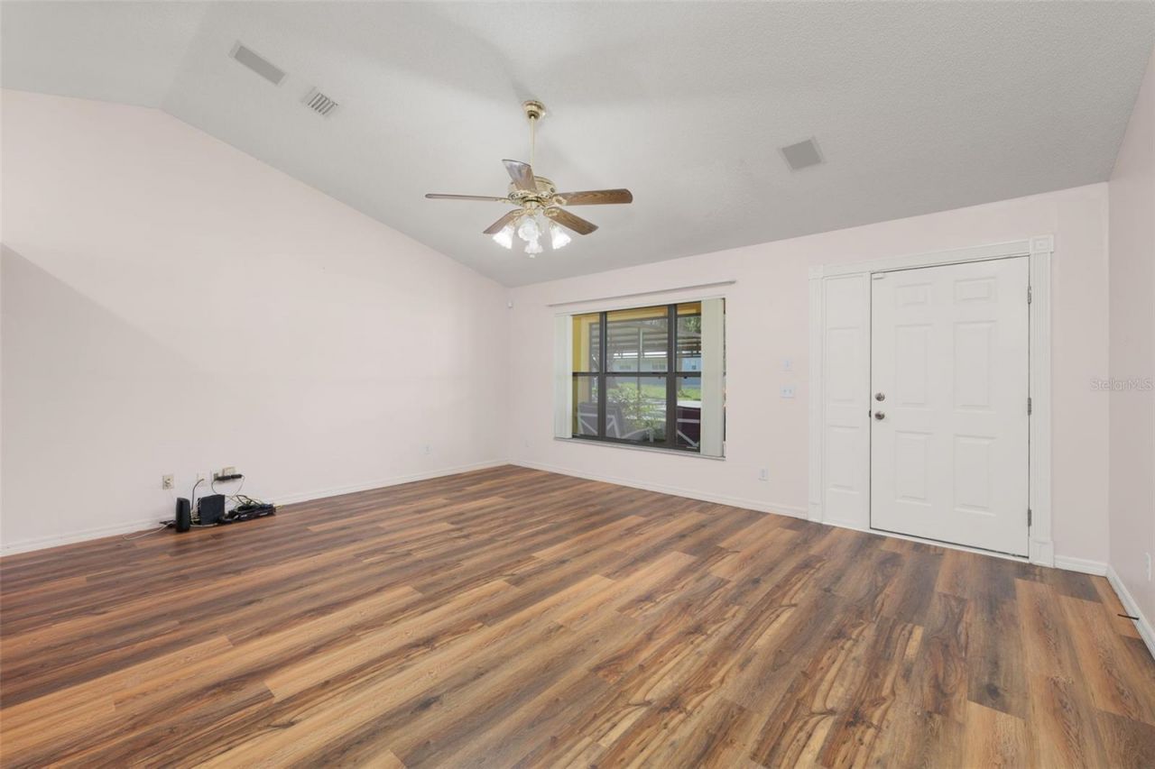 1251 Cr 436, Lake Panasoffkee, FL 33538 Photo