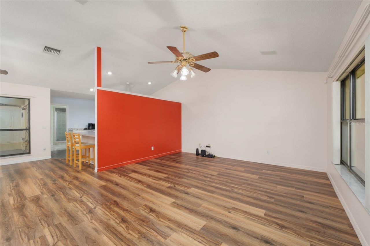 1251 Cr 436, Lake Panasoffkee, FL 33538 Photo