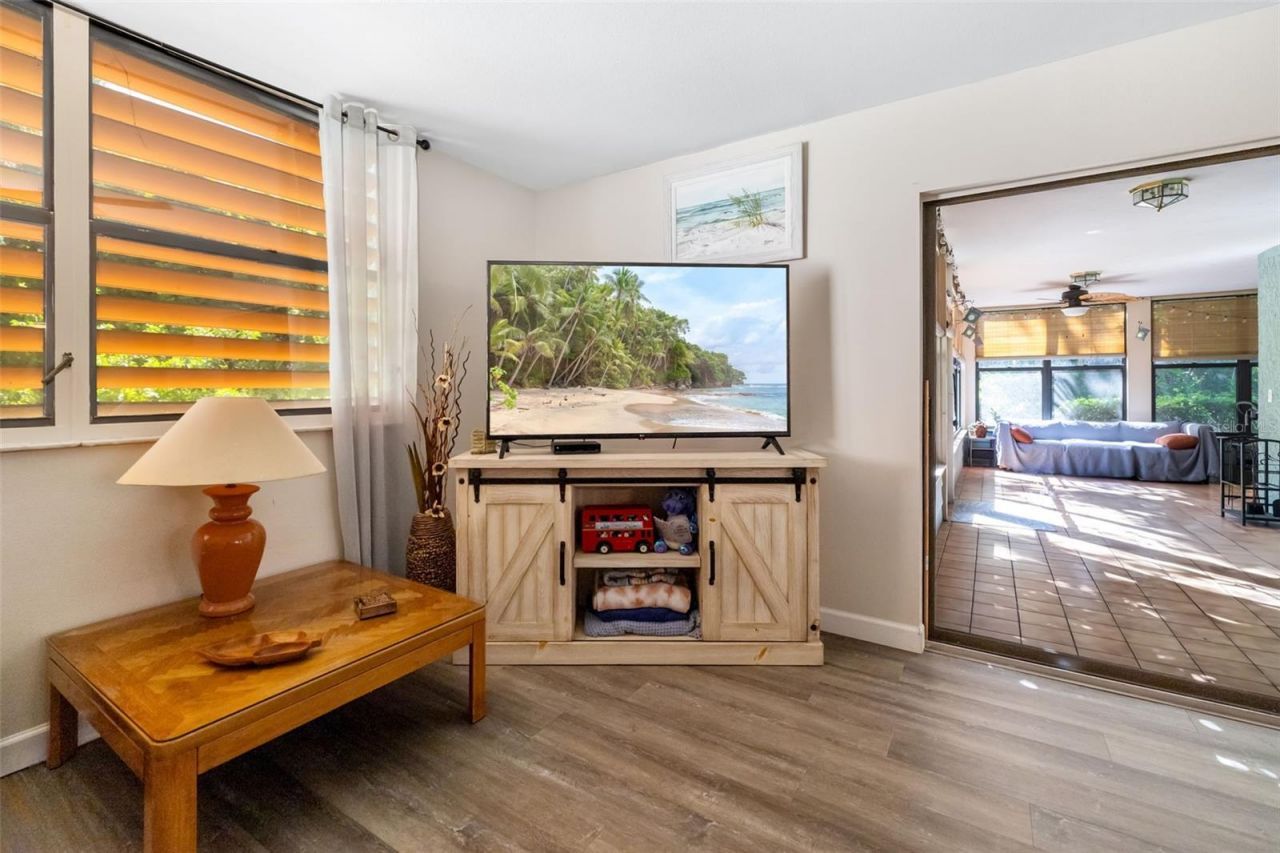 135 Wild Palm Drive, Bradenton, FL 34210 Photo