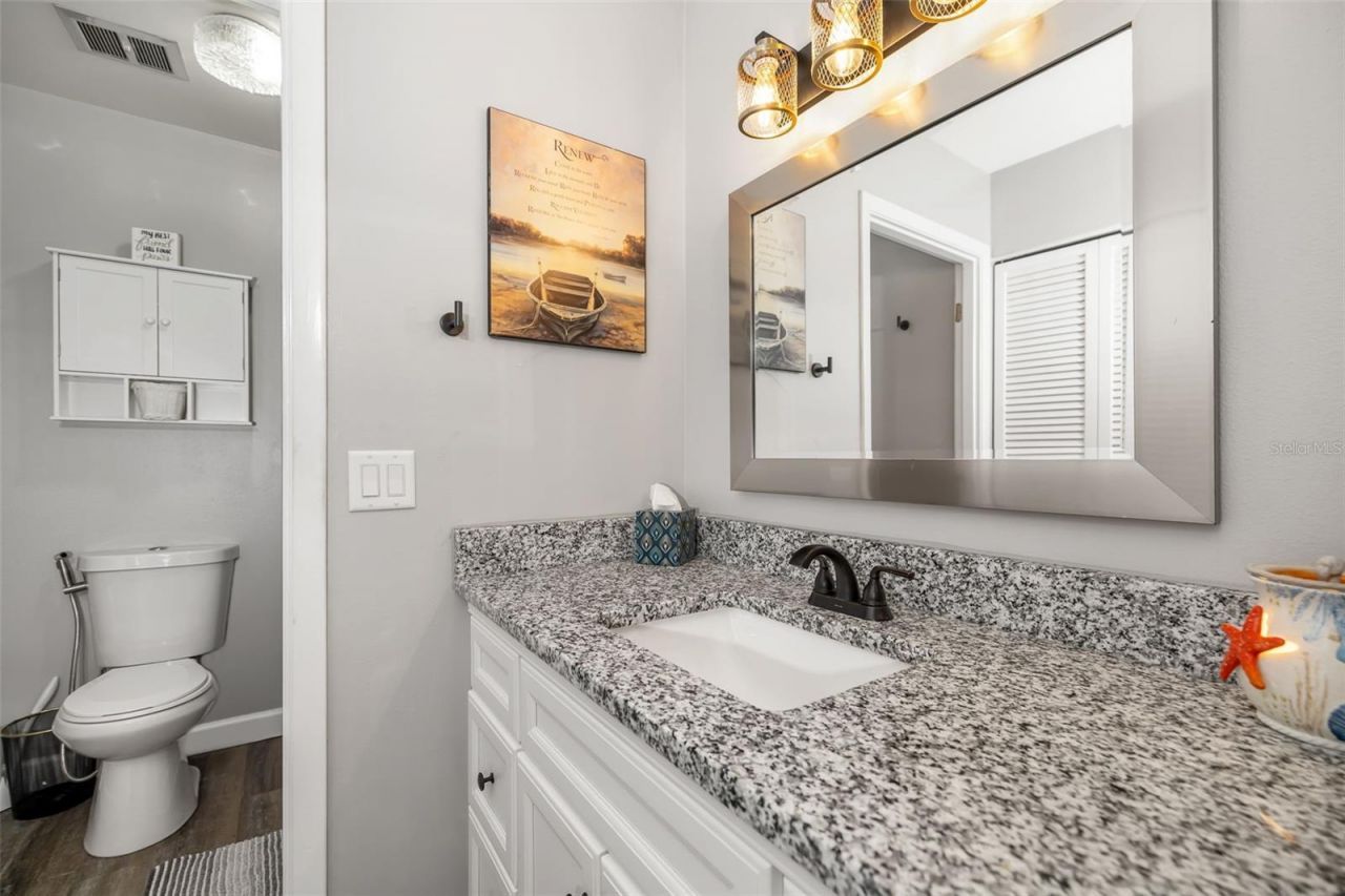 135 Wild Palm Drive, Bradenton, FL 34210 Photo