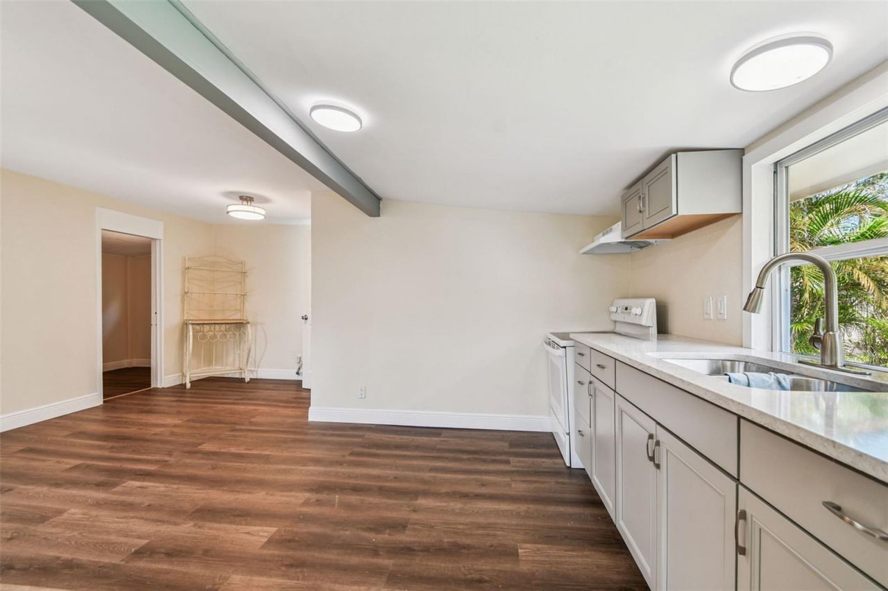 711 Smith Street, Clearwater, FL 33756 Photo