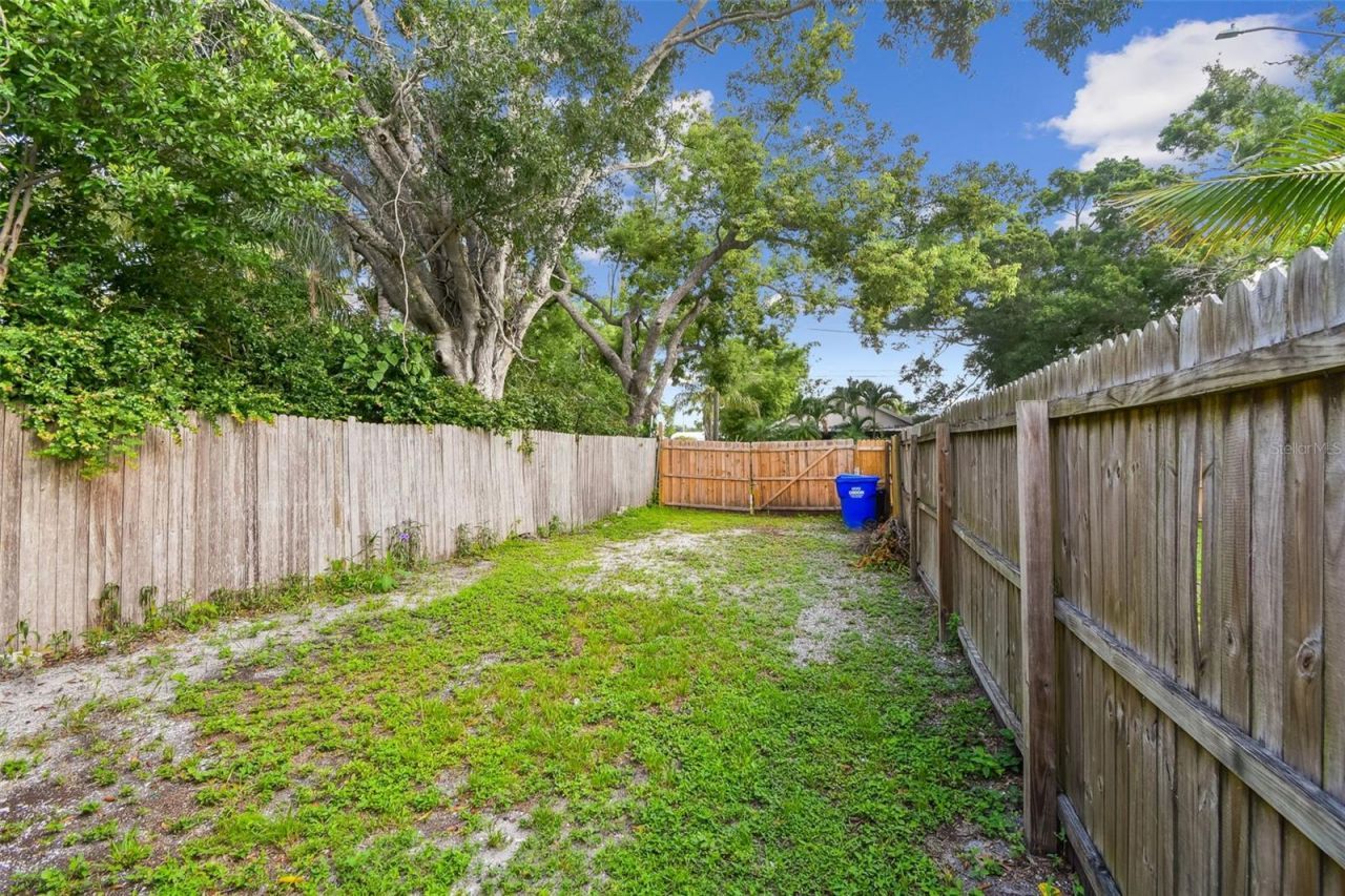 711 Smith Street, Clearwater, FL 33756 Photo