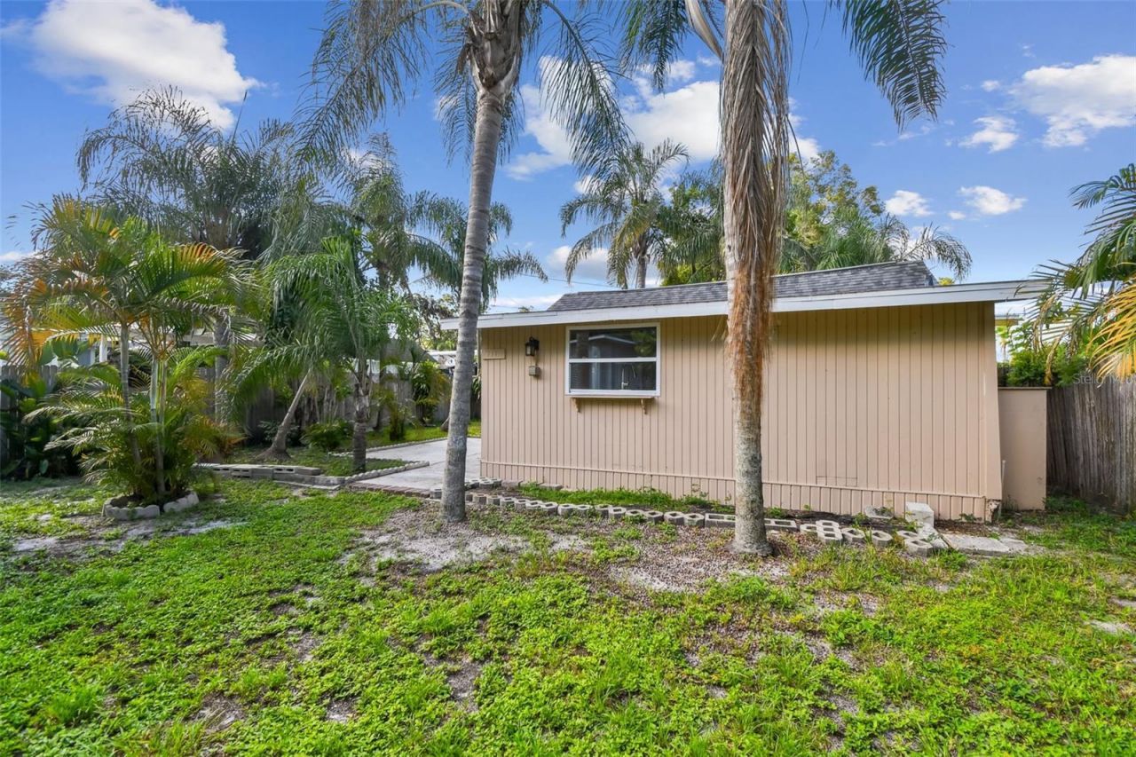 711 Smith Street, Clearwater, FL 33756 Photo