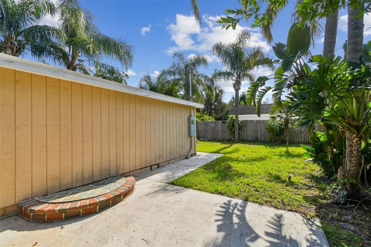 711 Smith Street, Clearwater, FL 33756 Photo