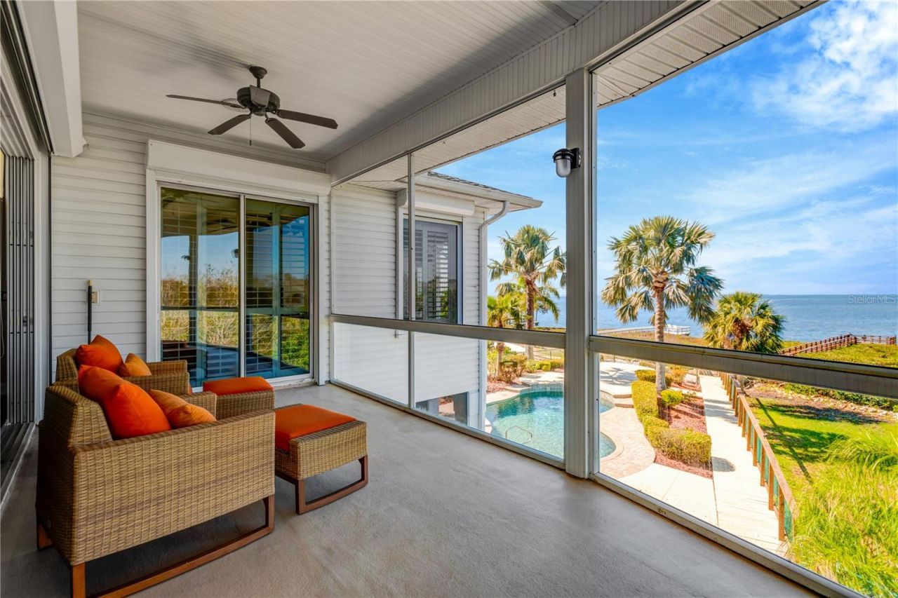 511 Seaview Drive, Tarpon Springs, FL 34689 Photo