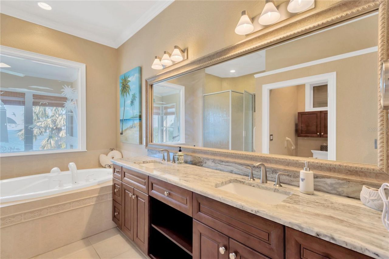 511 Seaview Drive, Tarpon Springs, FL 34689 Photo