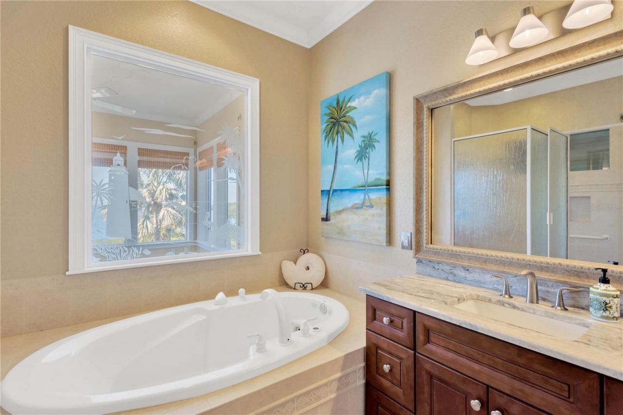 511 Seaview Drive, Tarpon Springs, FL 34689 Photo