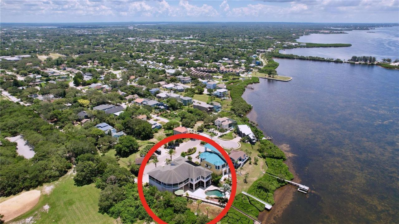 511 Seaview Drive, Tarpon Springs, FL 34689 Photo