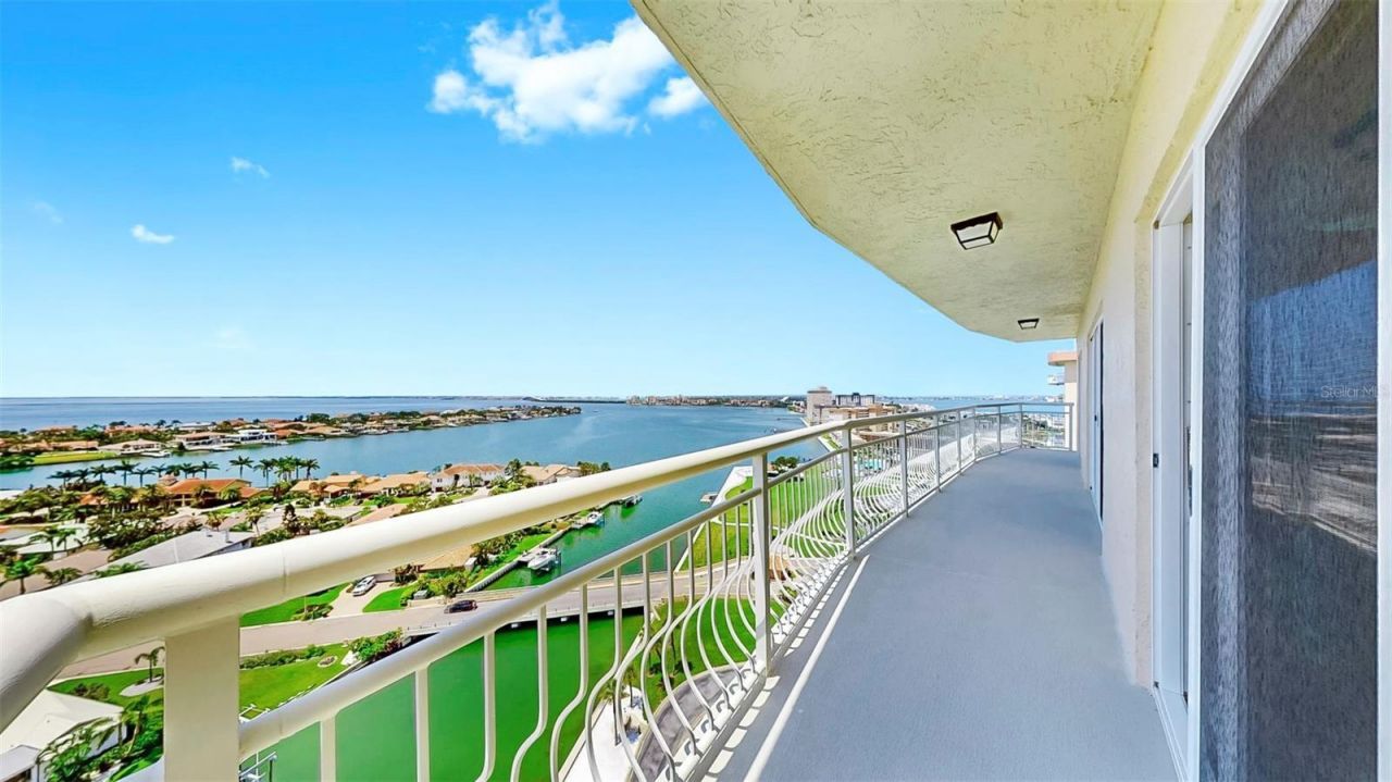 4900 Brittany Drive S, Unit 1702, Saint Petersburg, FL 33715 Photo