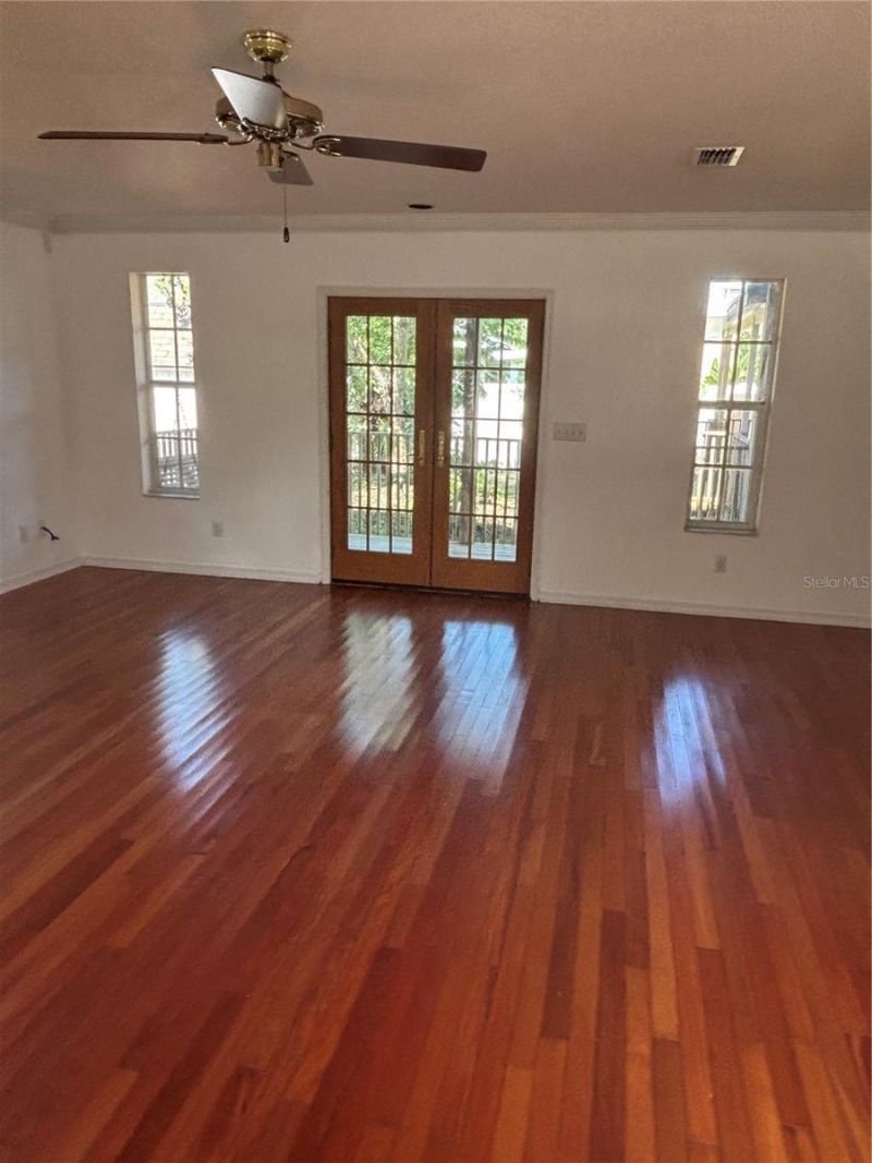 4964 44th Avenue N, Saint Petersburg, FL 33709 Photo