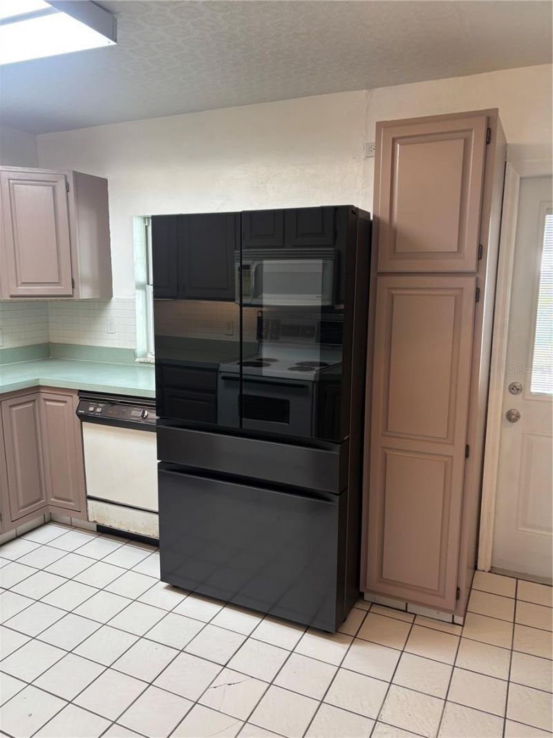 4964 44th Avenue N, Saint Petersburg, FL 33709 Photo