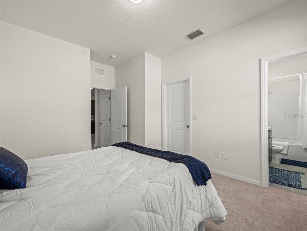 5715 Hevena Court, Palmetto, FL 34221 Photo