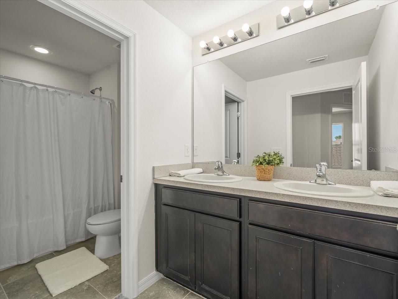 5715 Hevena Court, Palmetto, FL 34221 Photo